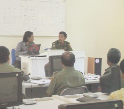 Pembekalan untuk Install Test Sistem ICT dan Controling Jaringan VSAT di Sanggar Kegiatan Balajar di Bali.