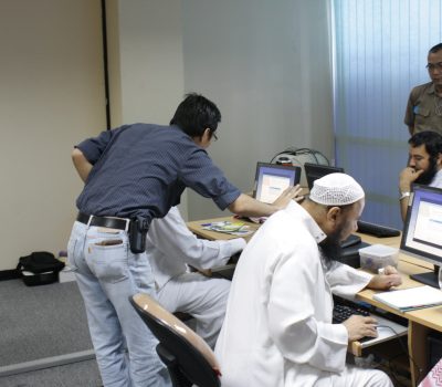 Mendampingi Test ICDL untuk Dosen LIPIA Jakarta 2011